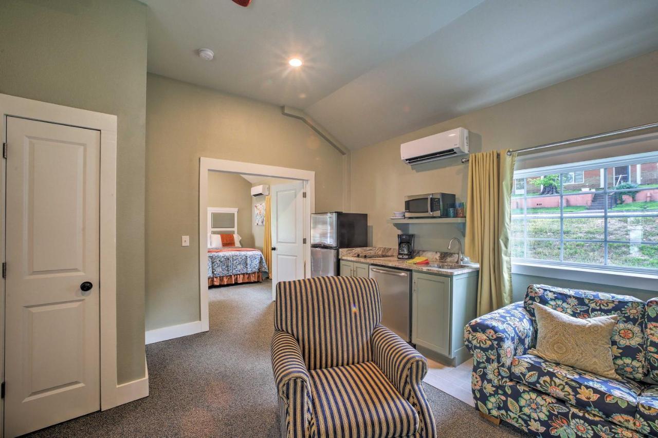 Downtown Branson Cottage With Pool Access! Ngoại thất bức ảnh