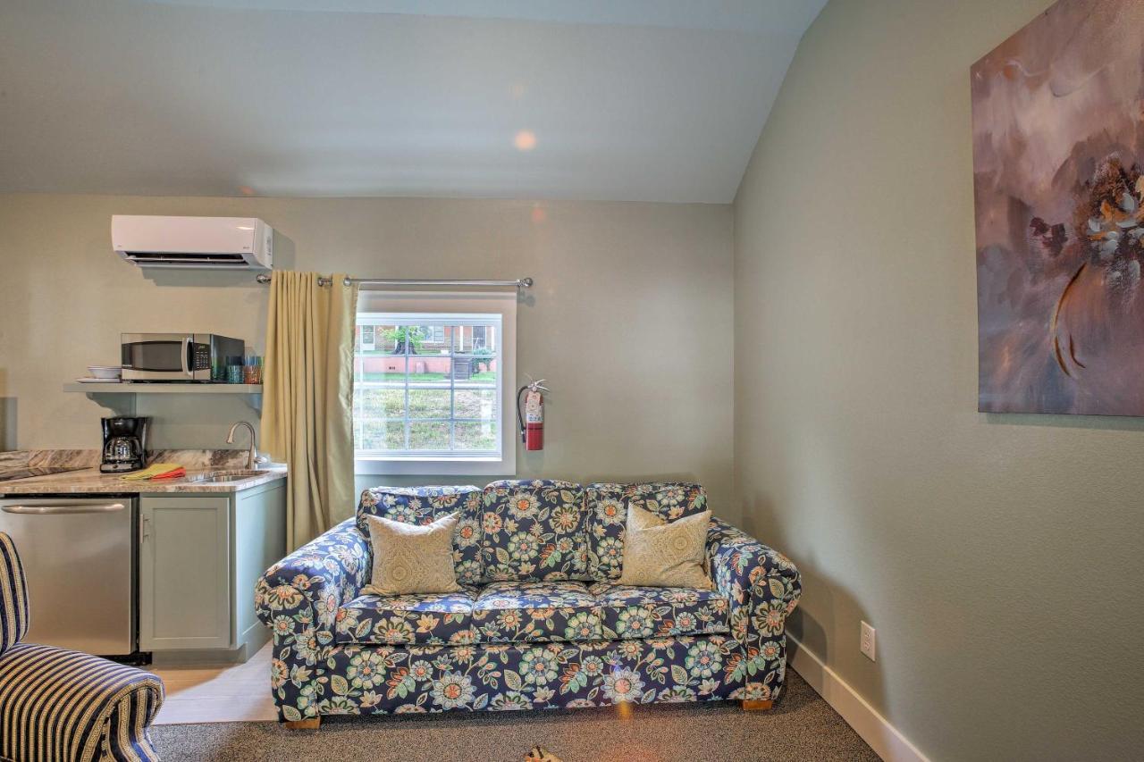 Downtown Branson Cottage With Pool Access! Ngoại thất bức ảnh